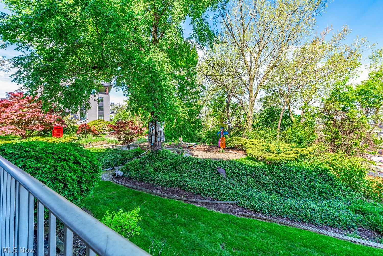 1900 Grove Court Cleveland OH 44113