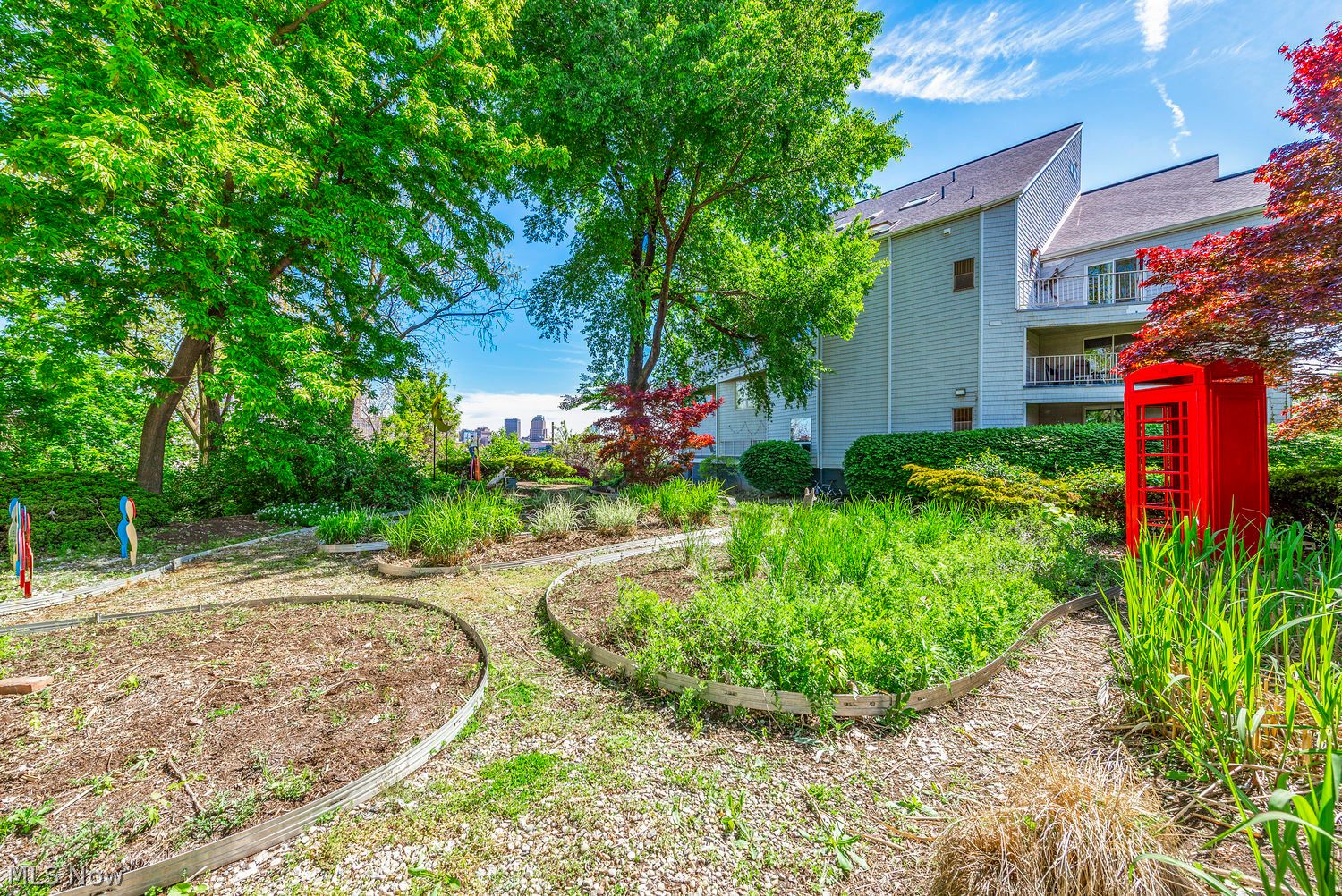 1900 Grove Court Cleveland OH 44113
