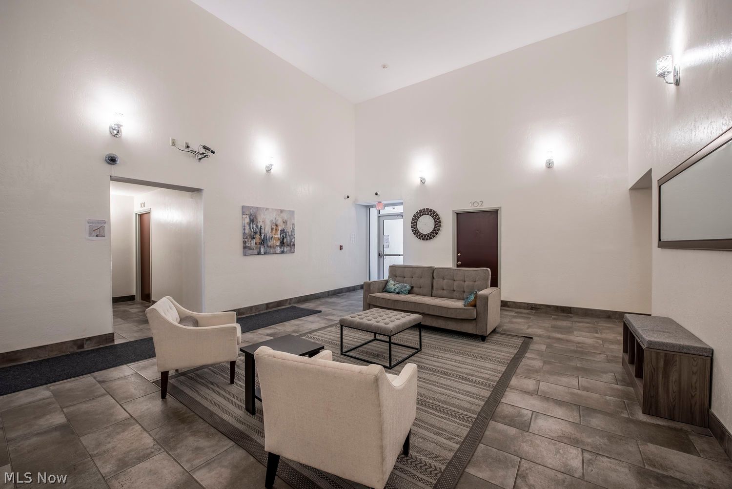 1900 Grove Court Cleveland OH 44113