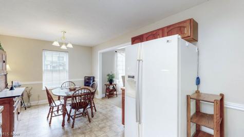 142 Carly Court Hartville OH 44632