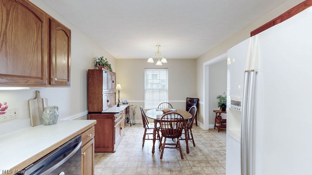 142 Carly Court Hartville OH 44632