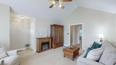 142 Carly Court Hartville OH 44632