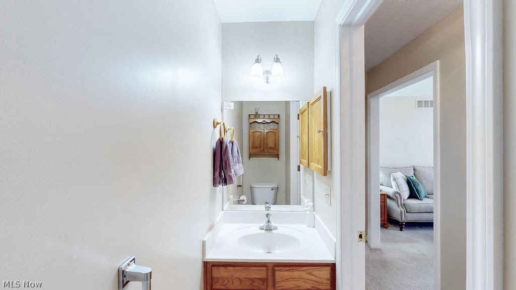 142 Carly Court Hartville OH 44632