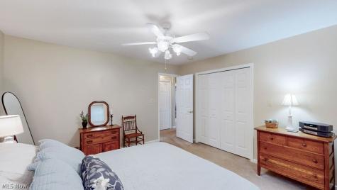 142 Carly Court Hartville OH 44632