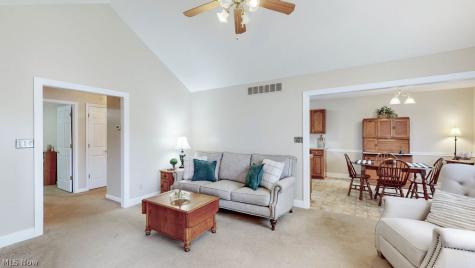 142 Carly Court Hartville OH 44632