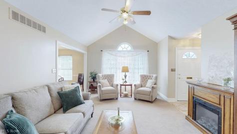 142 Carly Court Hartville OH 44632