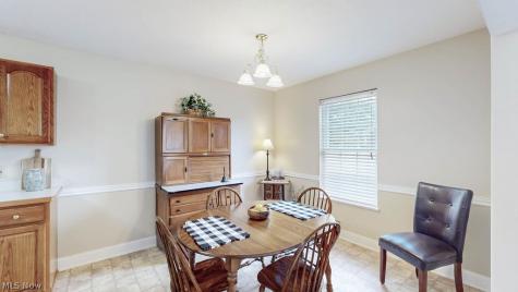 142 Carly Court Hartville OH 44632