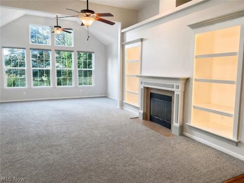 546 Hyannis Port Circle Avon Lake OH 44012
