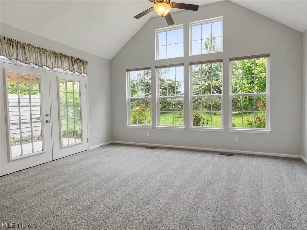 546 Hyannis Port Circle Avon Lake OH 44012