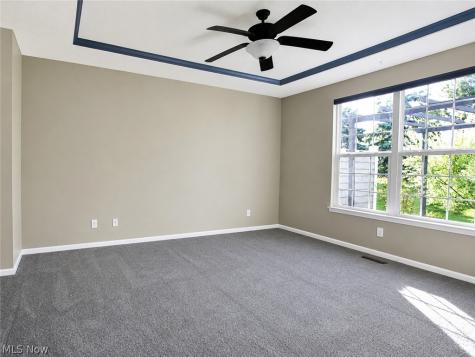 546 Hyannis Port Circle Avon Lake OH 44012