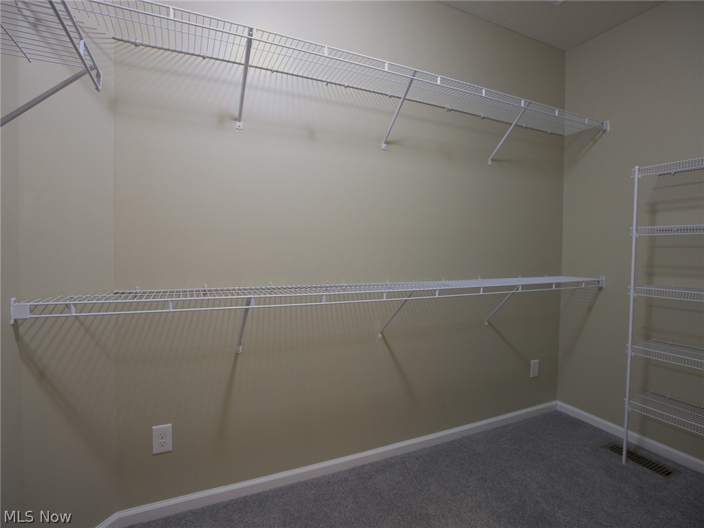 546 Hyannis Port Circle Avon Lake OH 44012