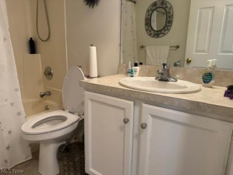 1747 Stone Creek Twinsburg OH 44087
