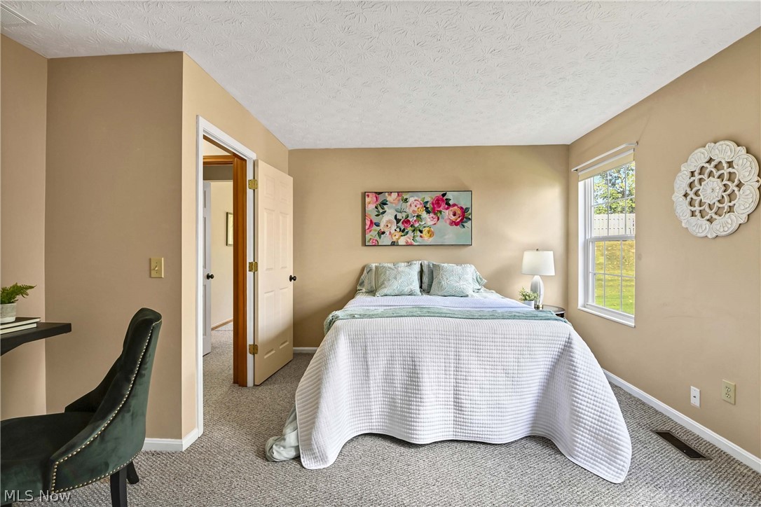 31170 Lily Lane North Olmsted OH 44070