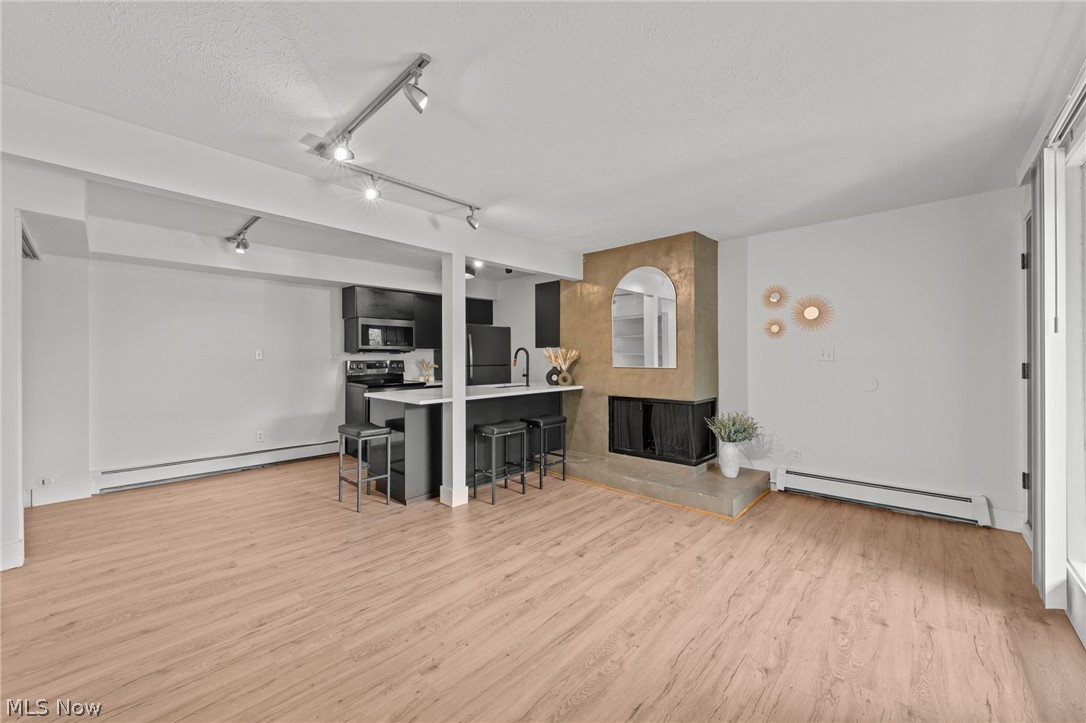 1712 Treetop Trail Akron OH 44313