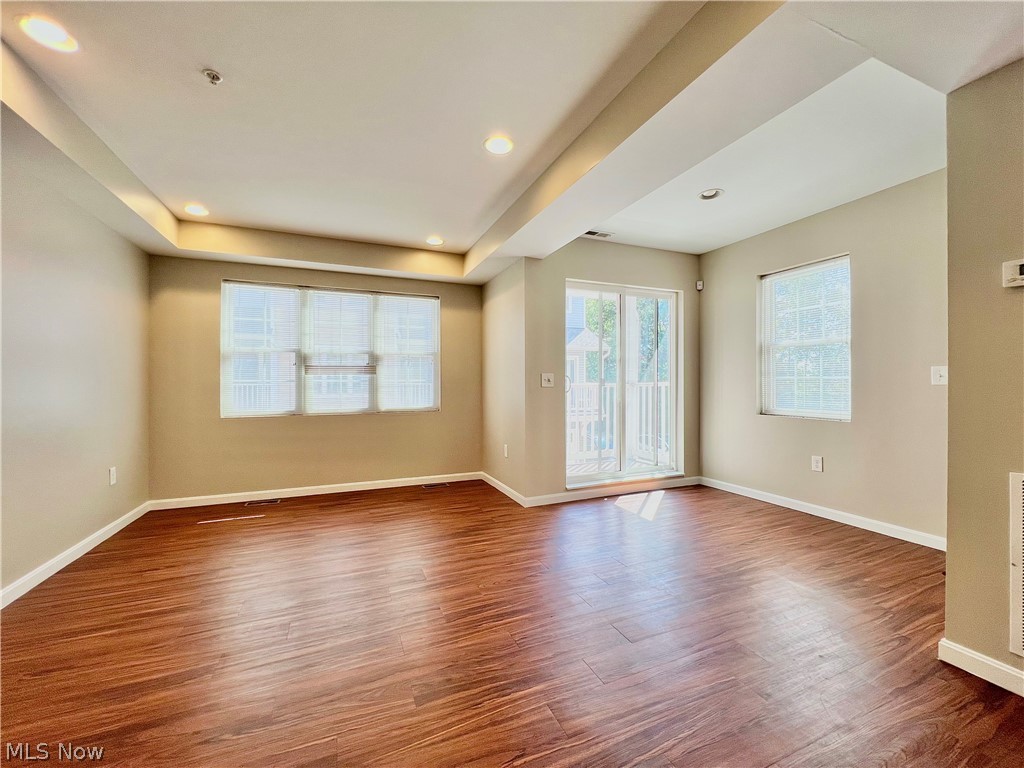 1143 Auburn Avenue Cleveland OH 44113