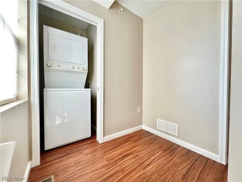 1143 Auburn Avenue Cleveland OH 44113