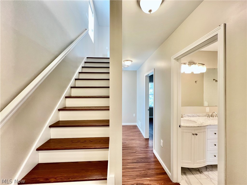 1143 Auburn Avenue Cleveland OH 44113