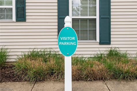 13913 Woodcroft North Royalton OH 44133