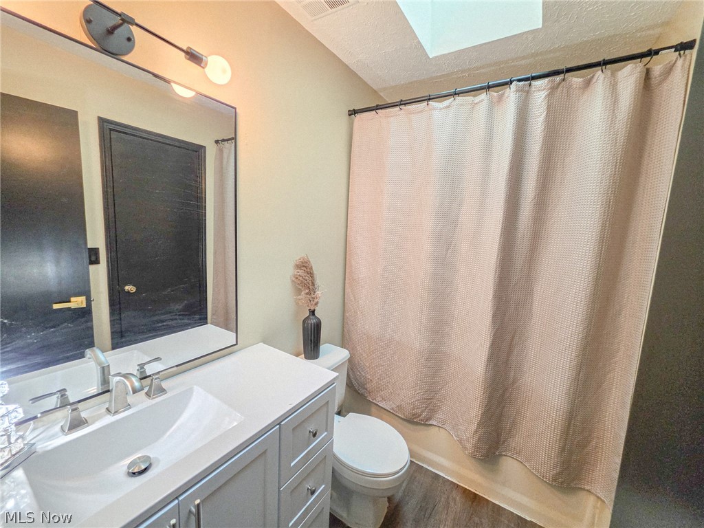 7493 Huntington Drive Youngstown OH 44512