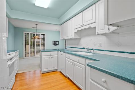 1897 Brookwood Drive Akron OH 44313