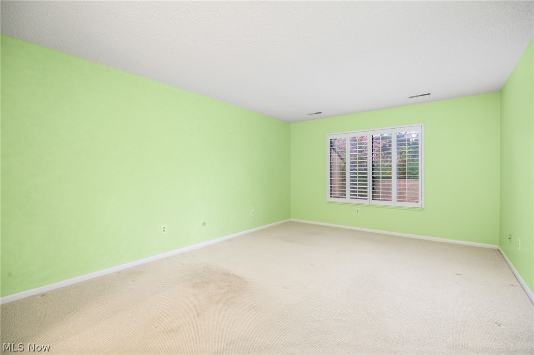1897 Brookwood Drive Akron OH 44313