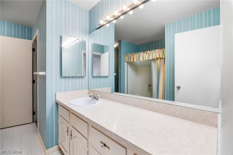 1897 Brookwood Drive Akron OH 44313