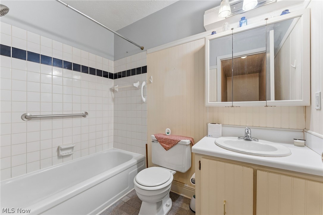 6864 Beacon Drive Mentor OH 44060