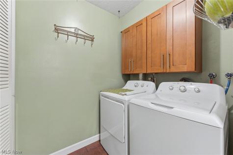 6864 Beacon Drive Mentor OH 44060