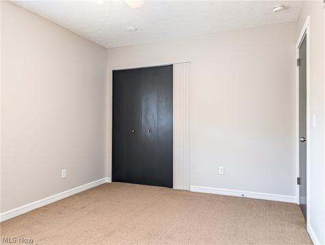 290 Lincoln Street SW Hartville OH 44632