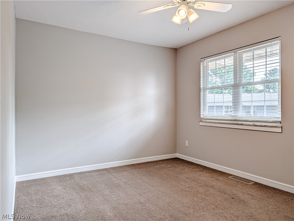 290 Lincoln Street SW Hartville OH 44632