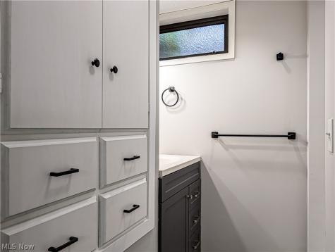 290 Lincoln Street SW Hartville OH 44632
