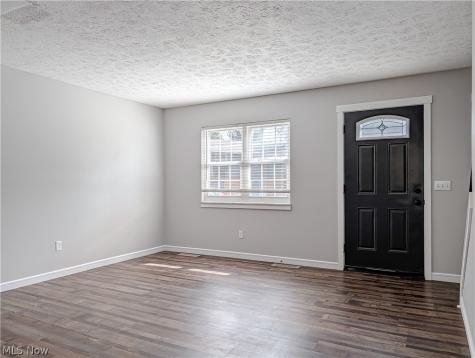 290 Lincoln Street SW Hartville OH 44632