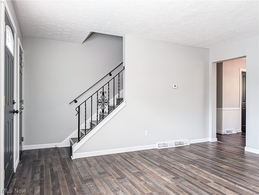 290 Lincoln Street SW Hartville OH 44632