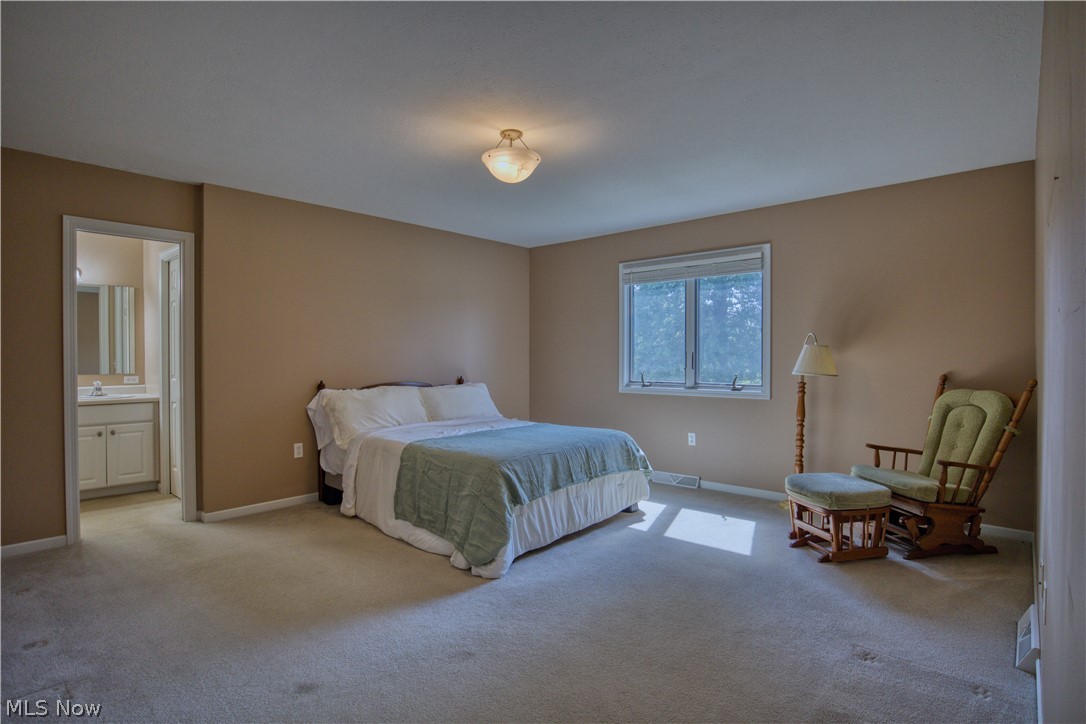 1108 Shadow Ridge Drive Niles OH 44446