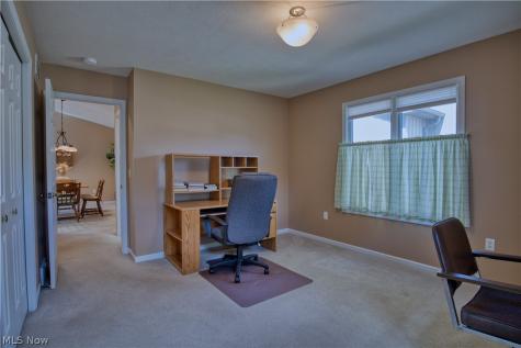 1108 Shadow Ridge Drive Niles OH 44446