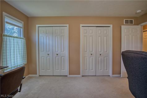 1108 Shadow Ridge Drive Niles OH 44446