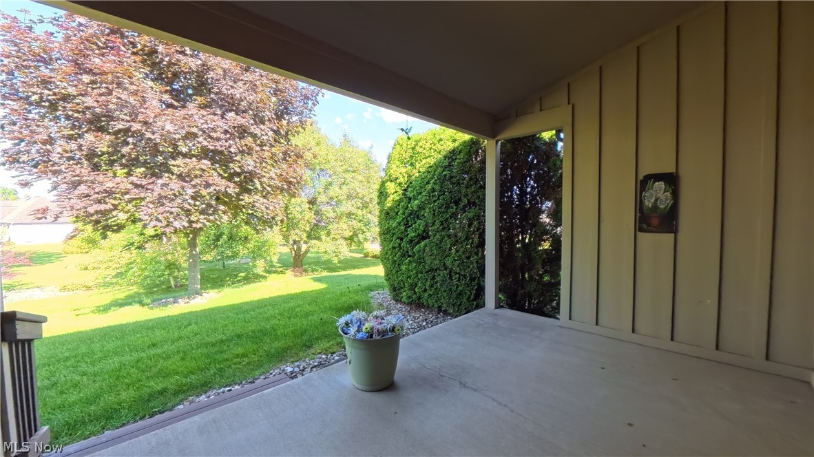 1108 Shadow Ridge Drive Niles OH 44446