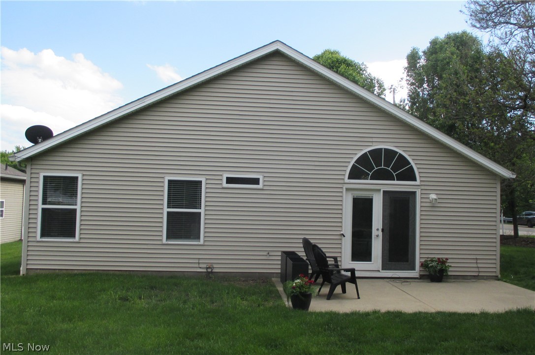 2399 Marlborough Drive Uniontown OH 44685