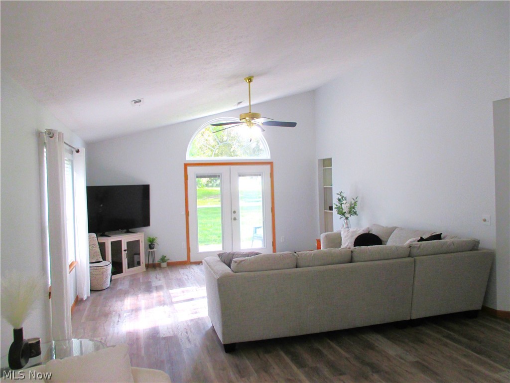 2399 Marlborough Drive Uniontown OH 44685