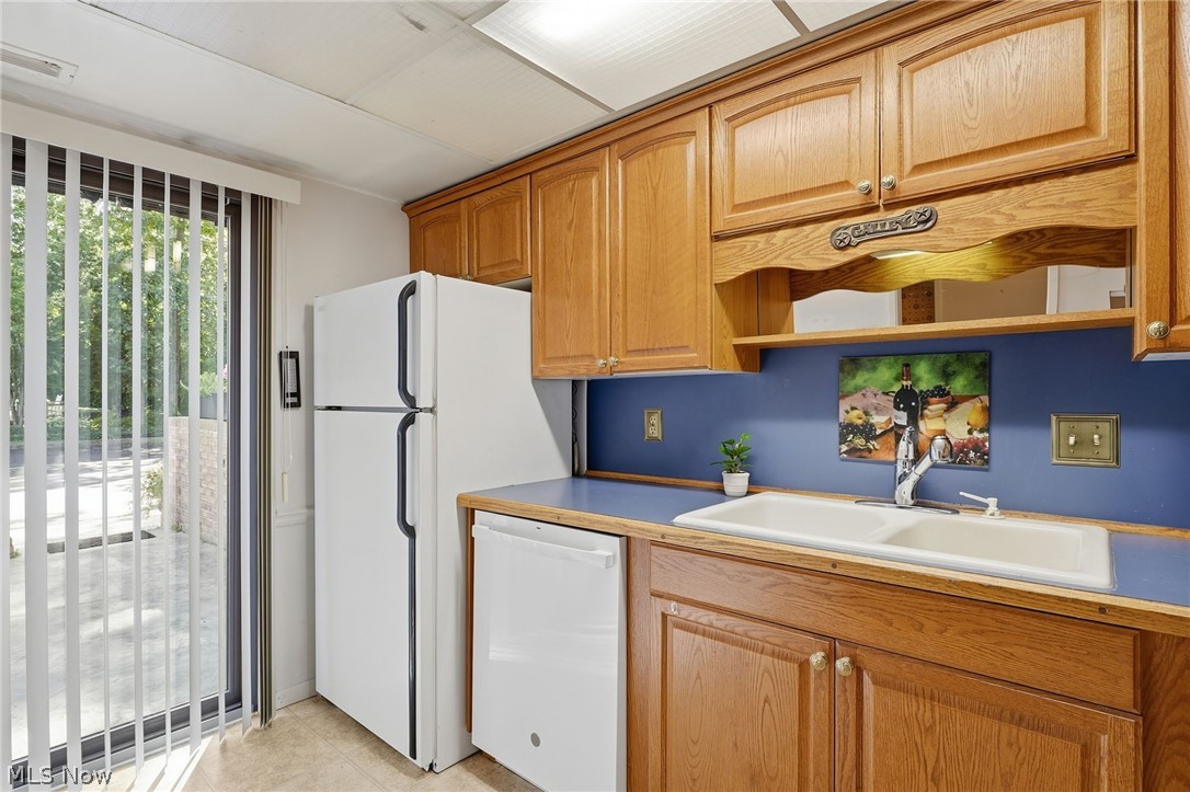 1120 By The Shores Drive Huron OH 44839