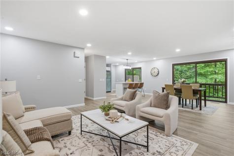 17933 Cliffside Drive Strongsville OH 44136