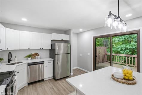17933 Cliffside Drive Strongsville OH 44136