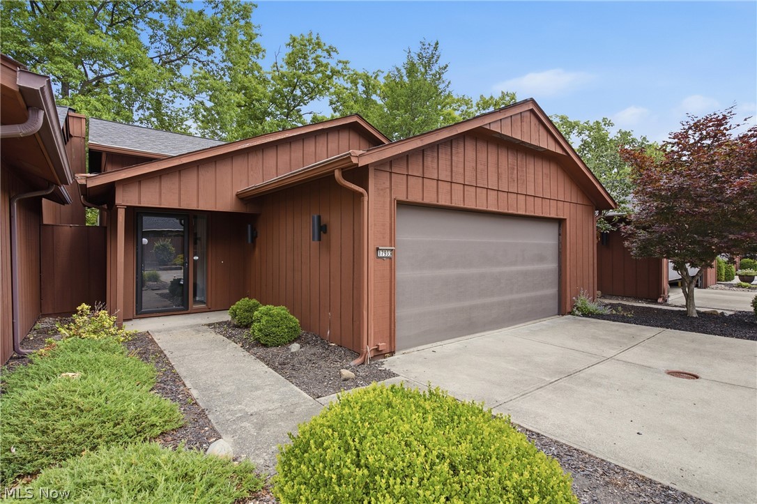 17933 Cliffside Drive Strongsville OH 44136
