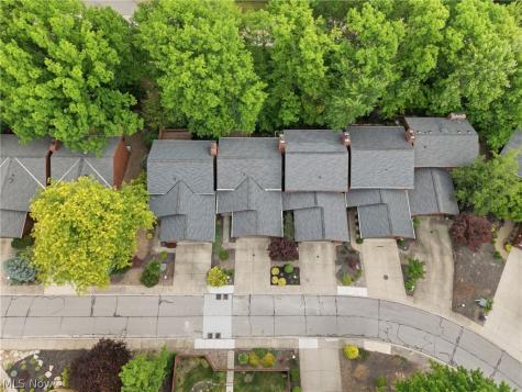 17933 Cliffside Drive Strongsville OH 44136