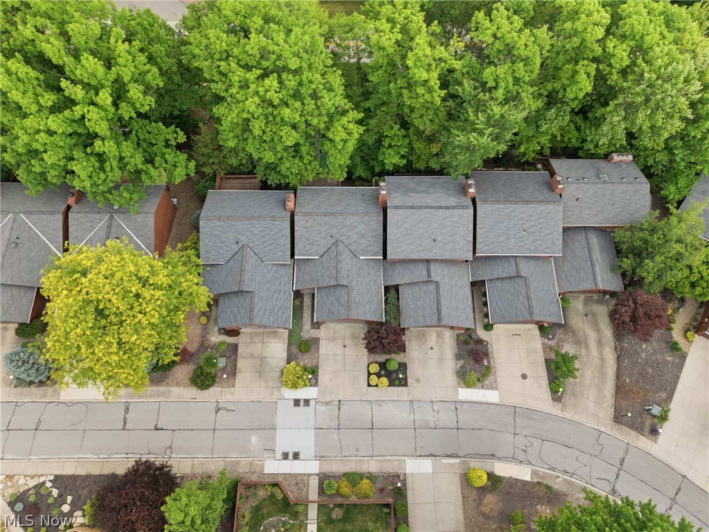 17933 Cliffside Drive Strongsville OH 44136