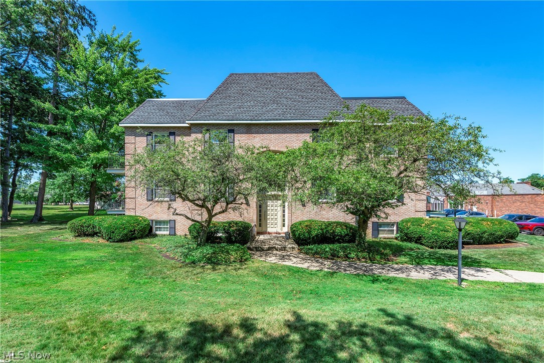 1155 Charter Oak Lane Westlake OH 44145