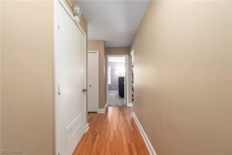 1155 Charter Oak Lane Westlake OH 44145