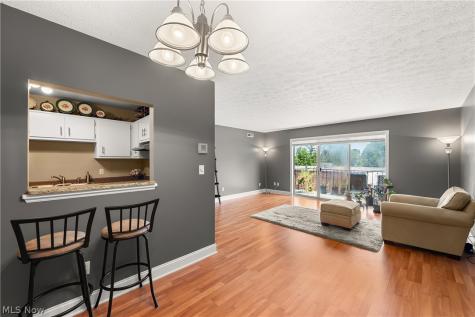 1155 Charter Oak Lane Westlake OH 44145