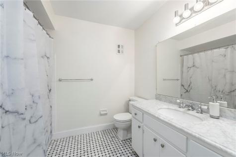 1155 Charter Oak Lane Westlake OH 44145