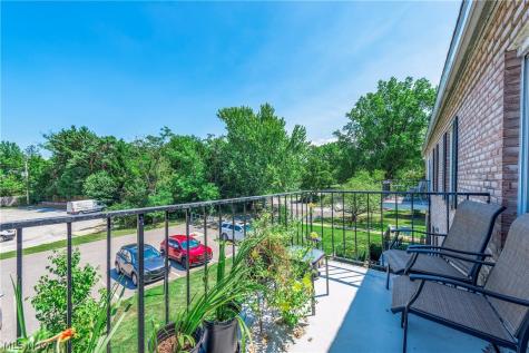 1155 Charter Oak Lane Westlake OH 44145